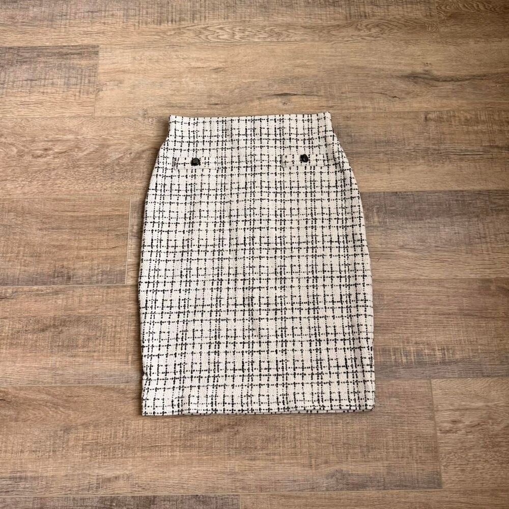 Joseph Ribkoff Plaid Tweed Pencil Skirt Black White Size 6 Workwear Office Chic